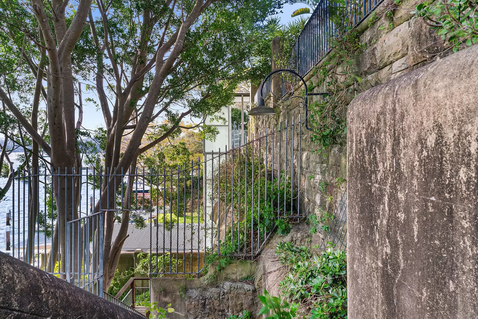 12 Louisa Road, Birchgrove For Sale by Sydney Sotheby's International Realty - image 35