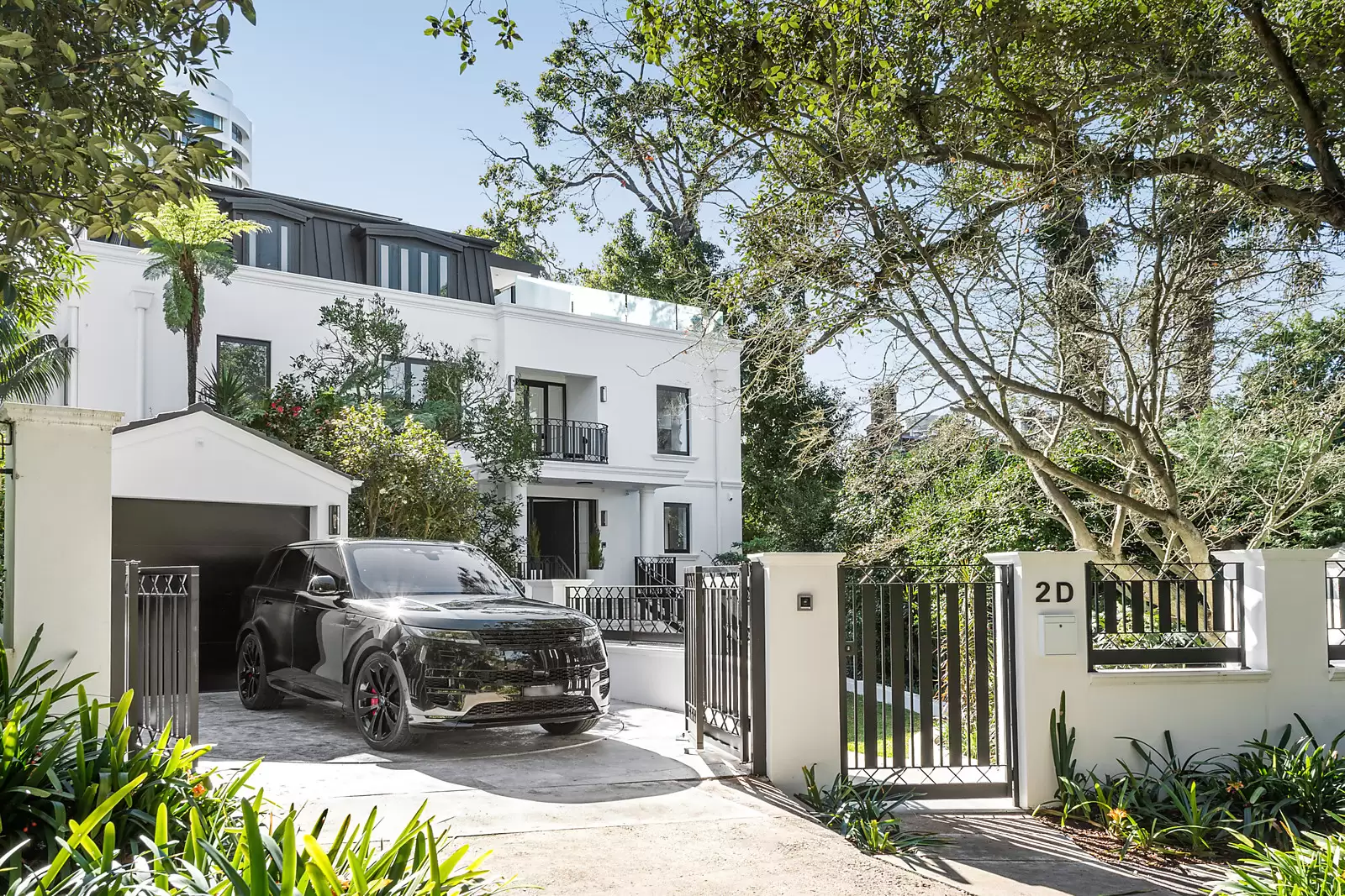 2D Greenoaks Avenue, Darling Point Sold by Sydney Sotheby's International Realty - image 3