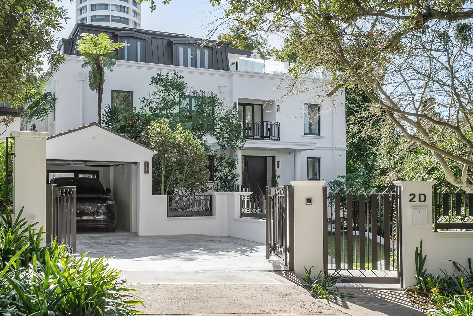 2D Greenoaks Avenue, Darling Point Sold by Sydney Sotheby's International Realty - image 2