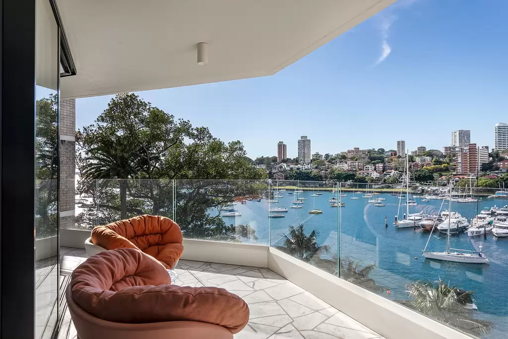 26/93 Elizabeth Bay Road, Elizabeth Bay Auction by Sydney Sotheby's International Realty