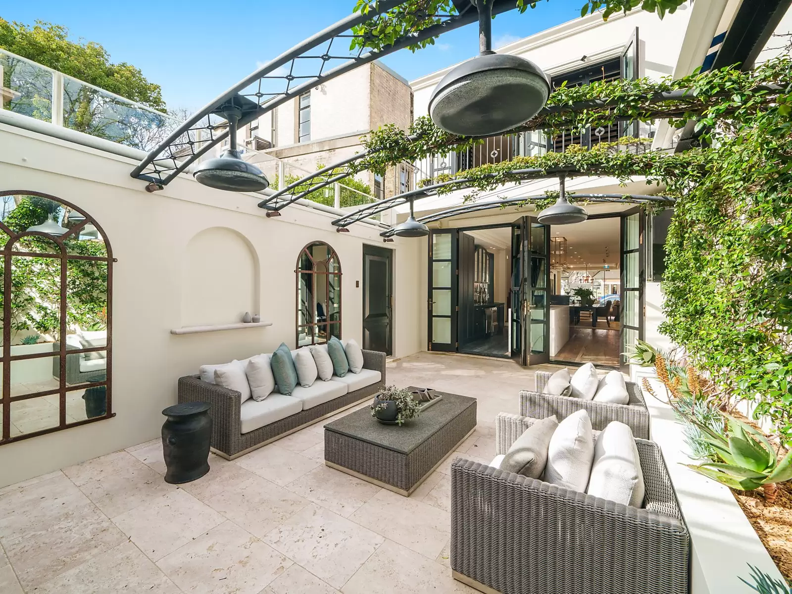 16 Transvaal Avenue, Double Bay For Sale by Sydney Sotheby's International Realty - image 2