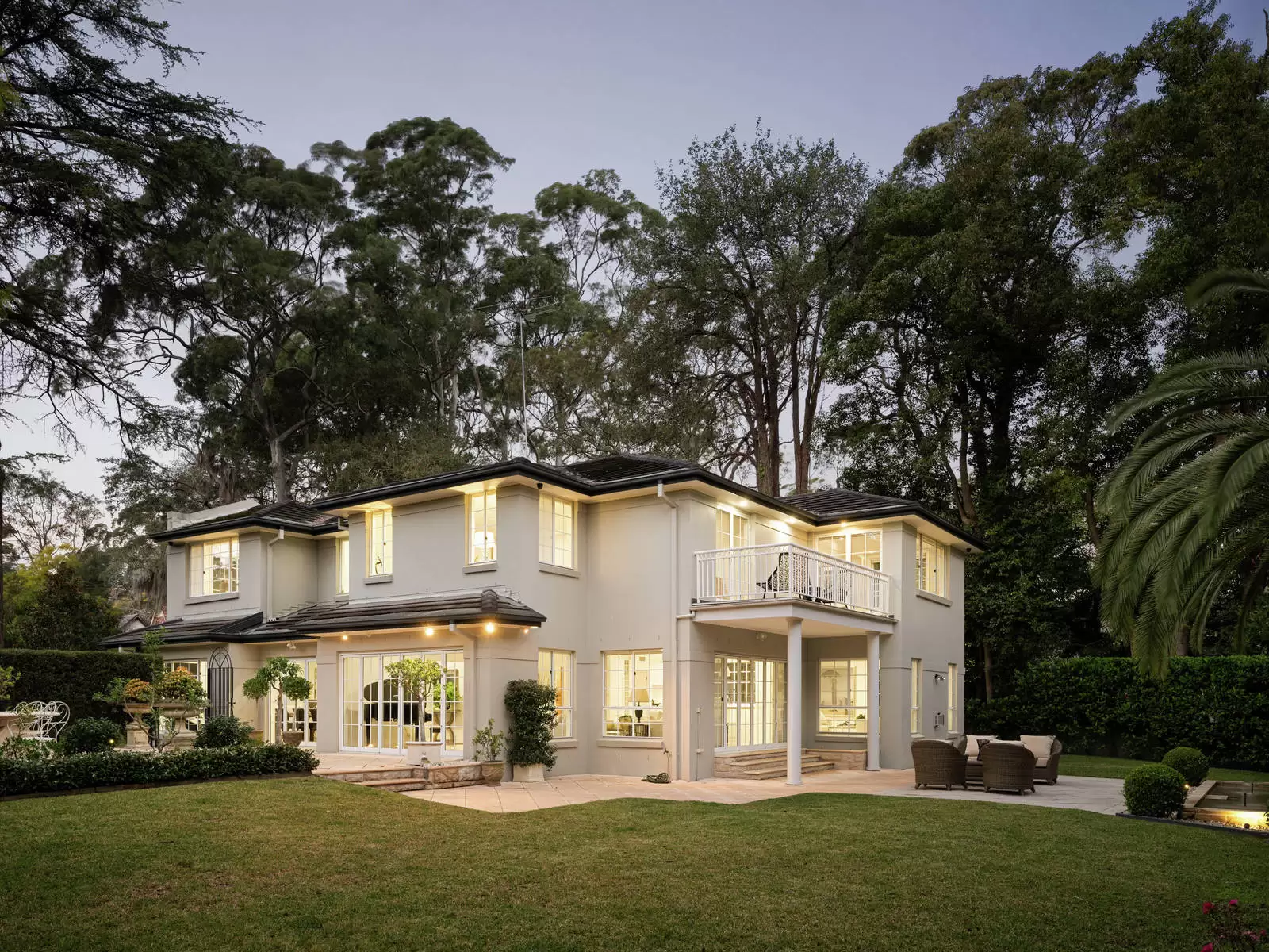 2 Sarnia Crescent, Killara Sold by Sydney Sotheby's International Realty - image 1