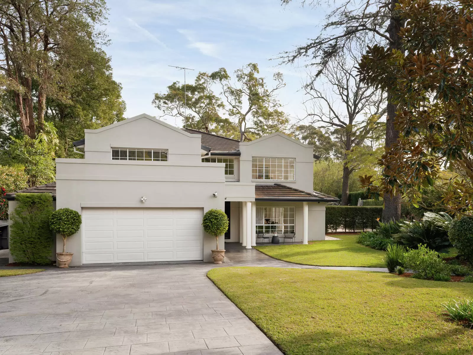 2 Sarnia Crescent, Killara Sold by Sydney Sotheby's International Realty - image 2