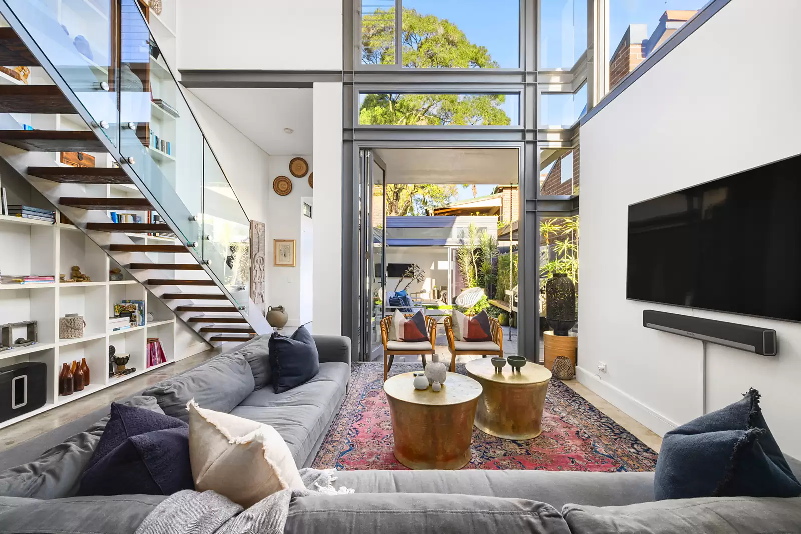 69 Market Street, Randwick Sold by Sydney Sotheby's International Realty - image 1