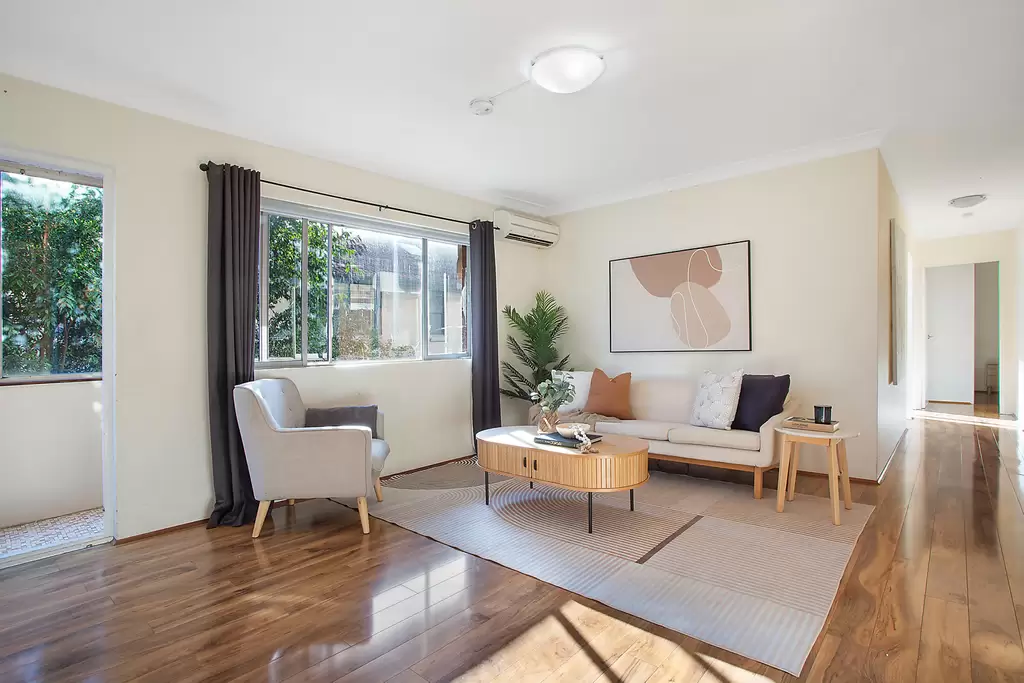 2/2 Coogee Bay Road, Randwick Sold by Sydney Sotheby's International Realty