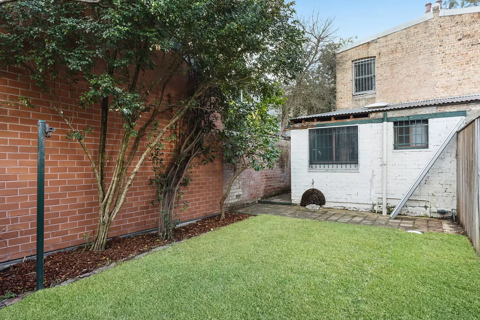 16 Arthur Street, Surry Hills Sold by Sydney Sotheby's International Realty - image 3