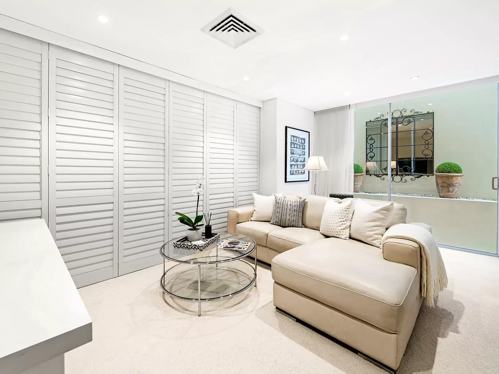 1/10 Yarranabbe Road, Darling Point Sold by Sydney Sotheby's International Realty - image 23