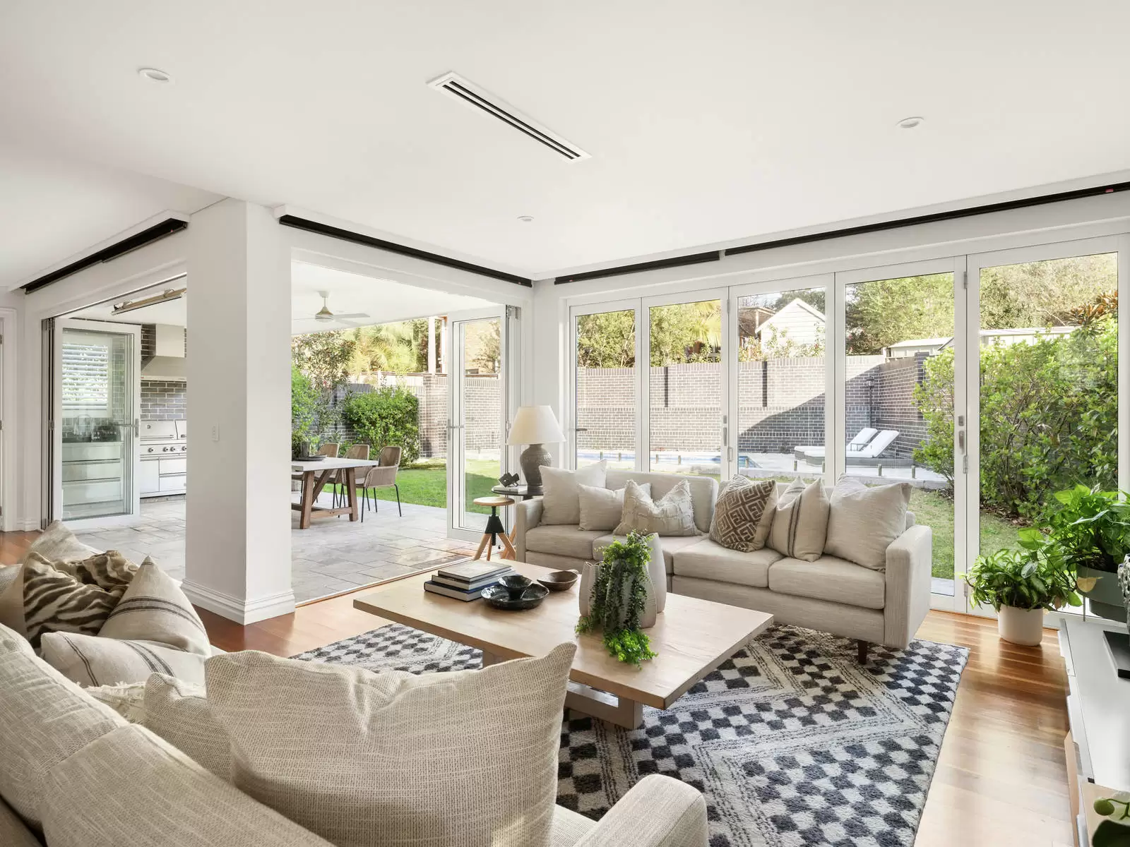 65 Murdoch Street, Turramurra Sold by Sydney Sotheby's International Realty - image 6