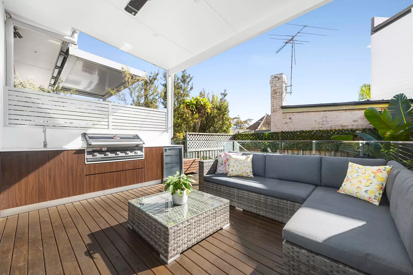 26 Gowrie Avenue, Bondi Junction Sold by Sydney Sotheby's International Realty - image 5