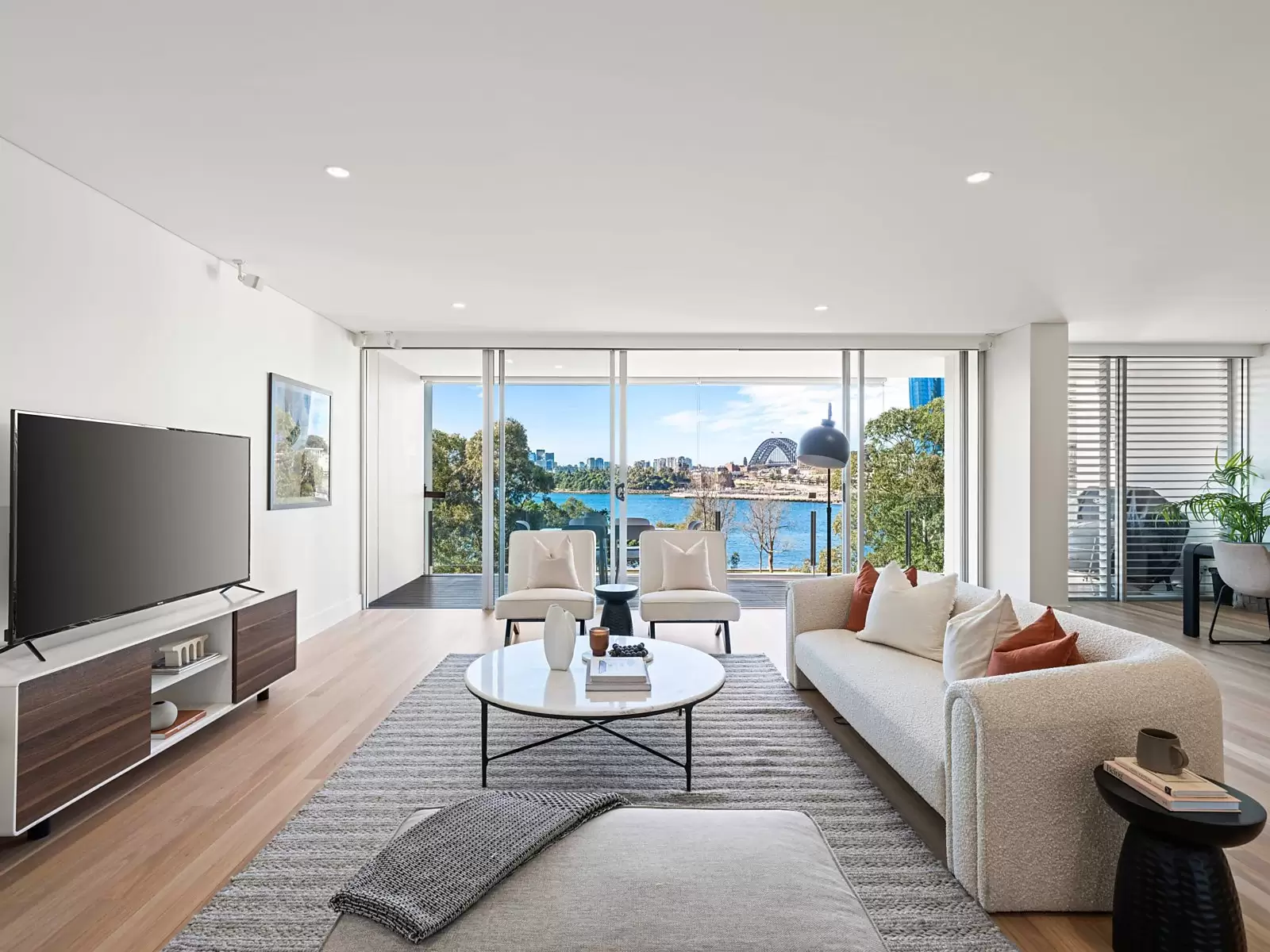 153/3 Darling Island Road, Pyrmont Sold by Sydney Sotheby's International Realty - image 4