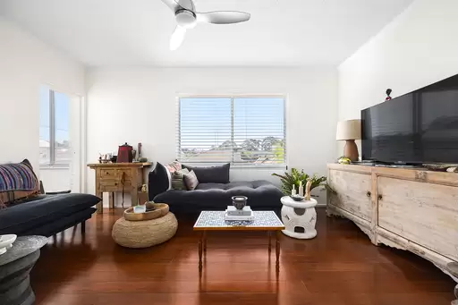 1/162-164 Oberon Street, Coogee Sold by Sydney Sotheby's International Realty