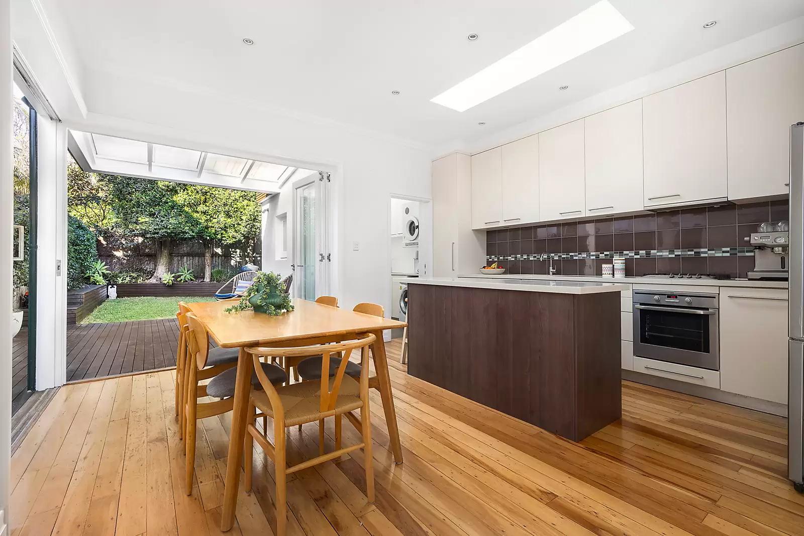 4 Gilderthorpe Avenue, Randwick Auction by Sydney Sotheby's International Realty - image 2