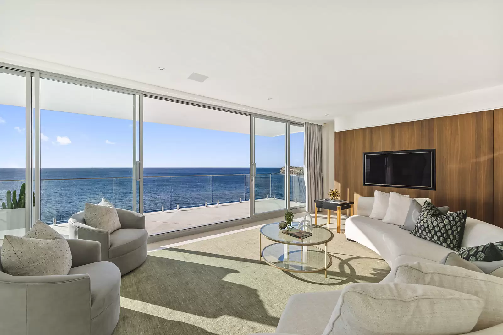 17-19 Seaside Parade, South Coogee Auction by Sydney Sotheby's International Realty - image 9