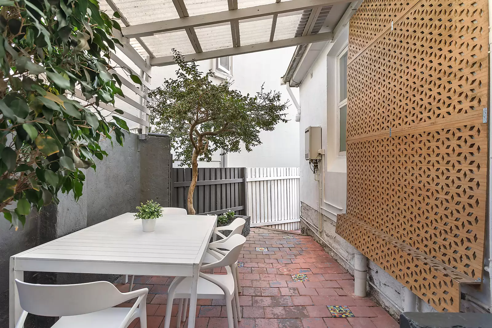 16 Trelawney Street, Woollahra Auction by Sydney Sotheby's International Realty - image 10