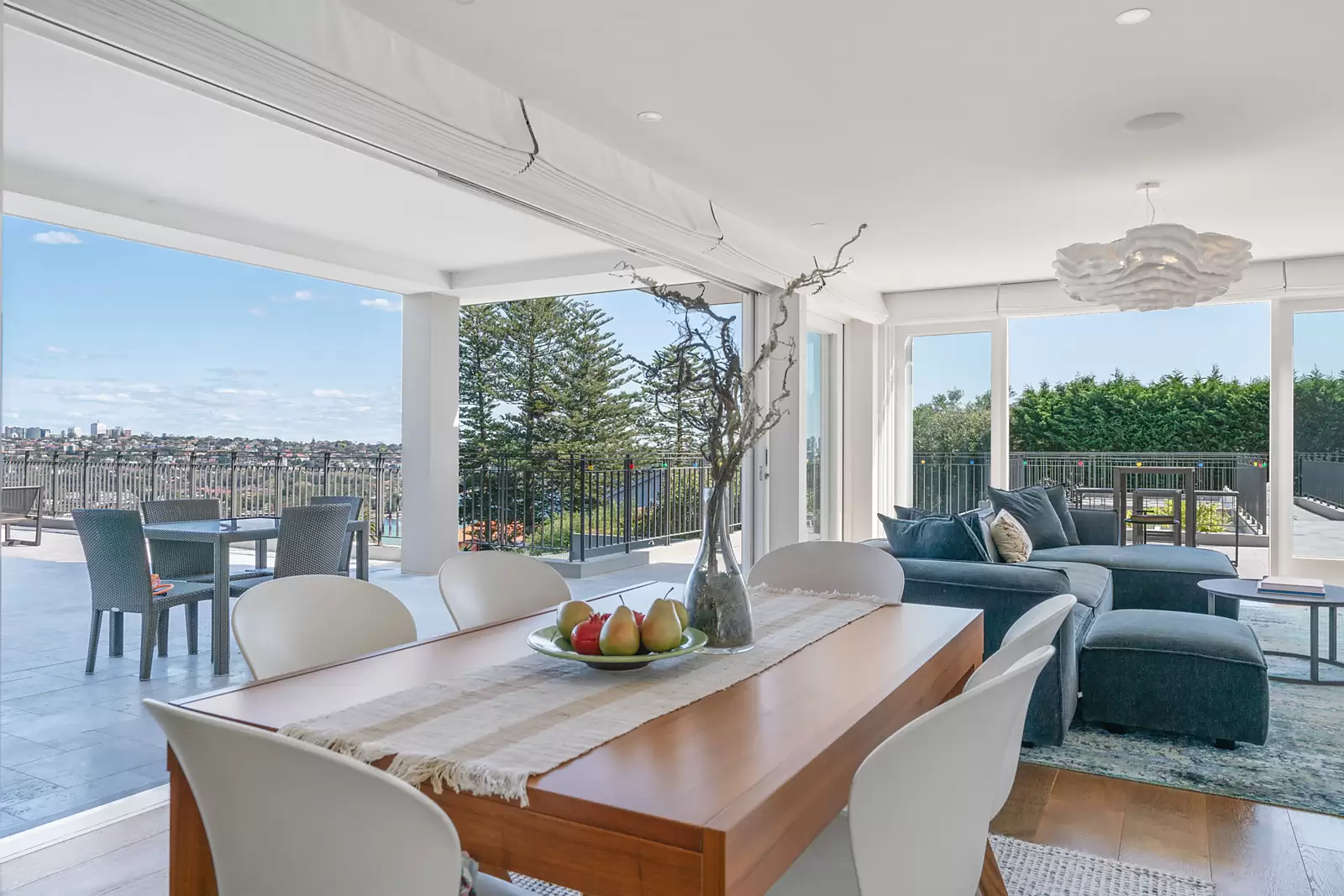 2/2A Black Street, Vaucluse For Sale by Sydney Sotheby's International Realty - image 4