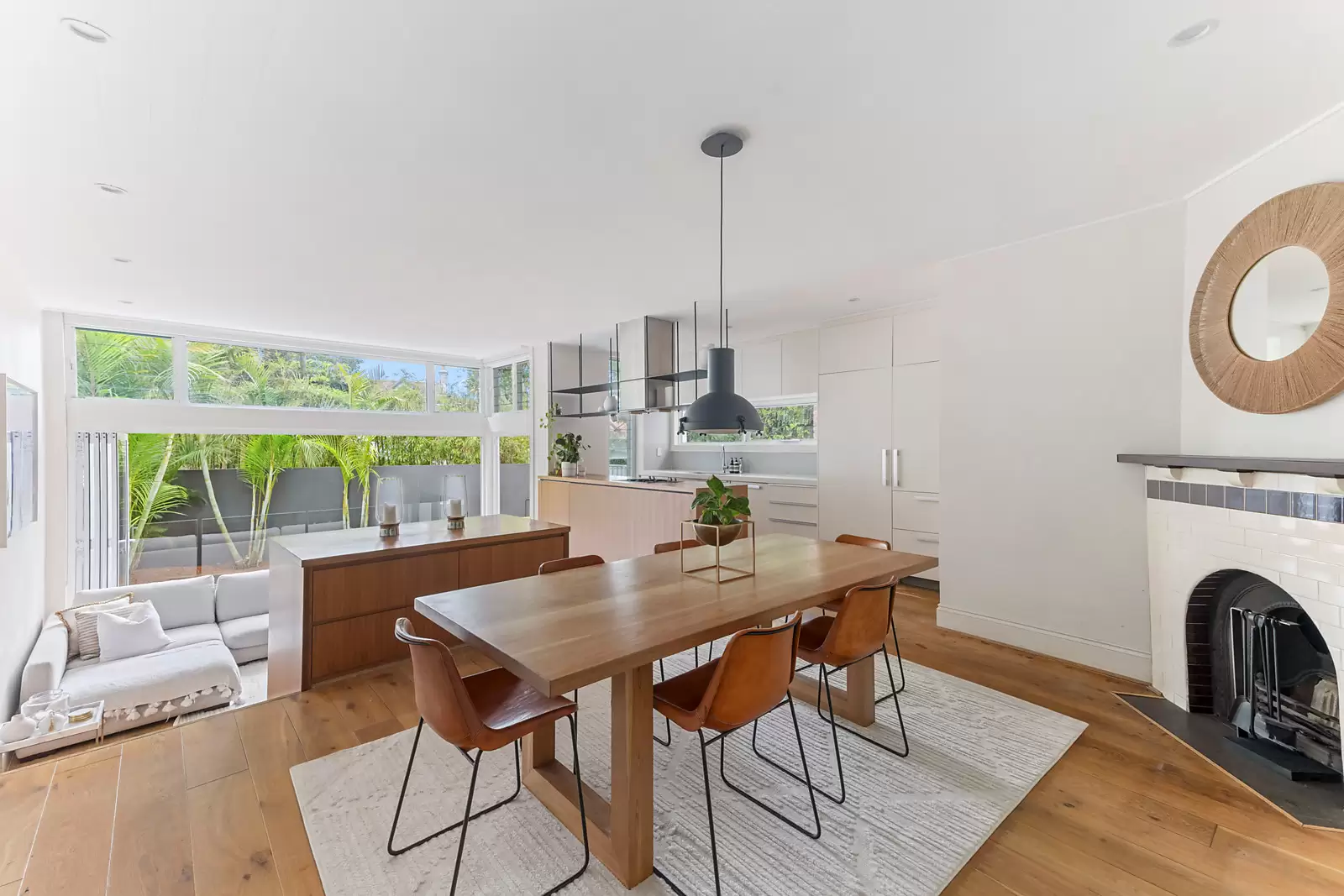 13 Lugar Brae Avenue, Bronte Auction by Sydney Sotheby's International Realty - image 3