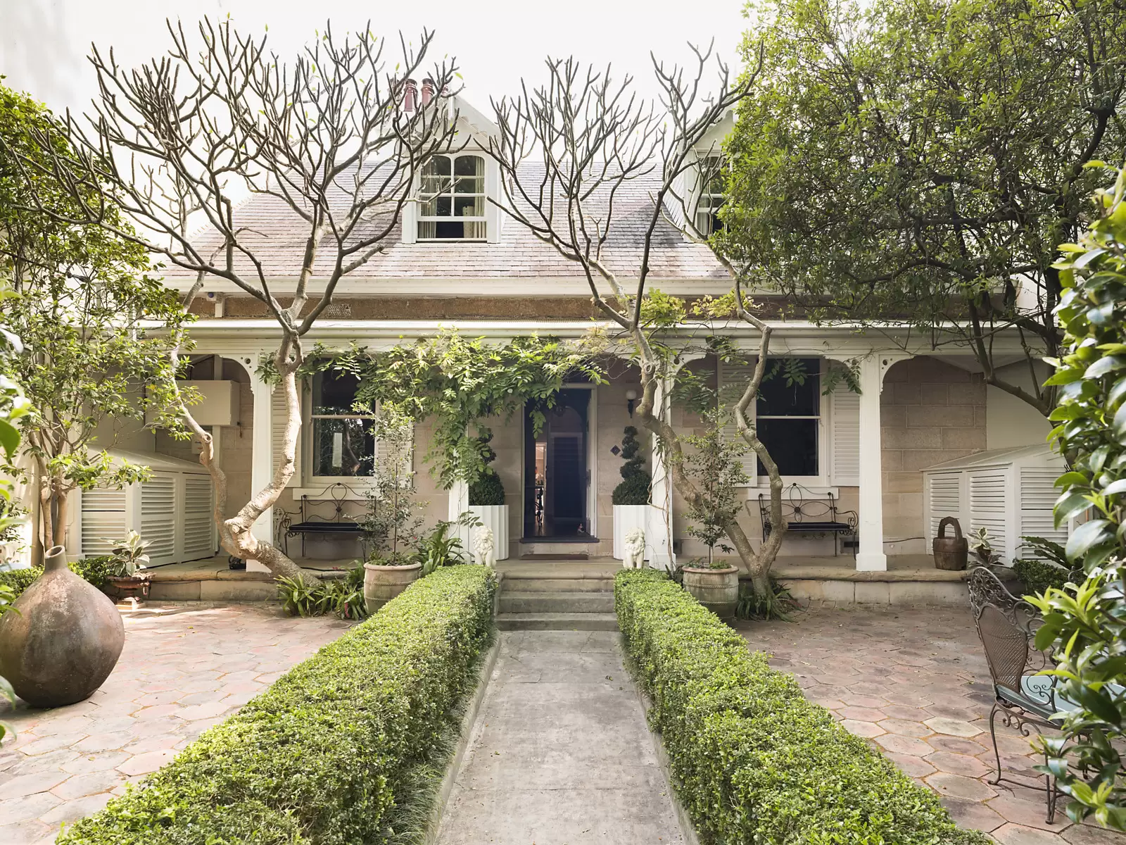 75 Paddington Street, Paddington Auction by Sydney Sotheby's International Realty - image 2