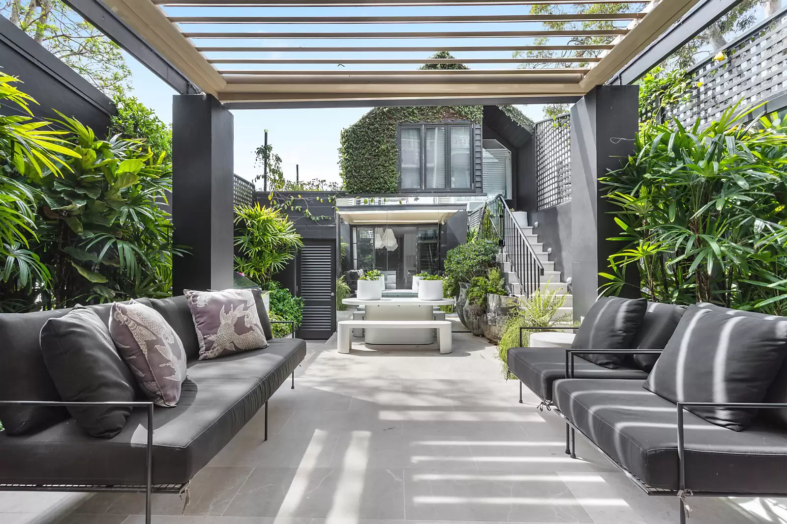 130 Paddington Street, Paddington Auction by Sydney Sotheby's International Realty - image 1