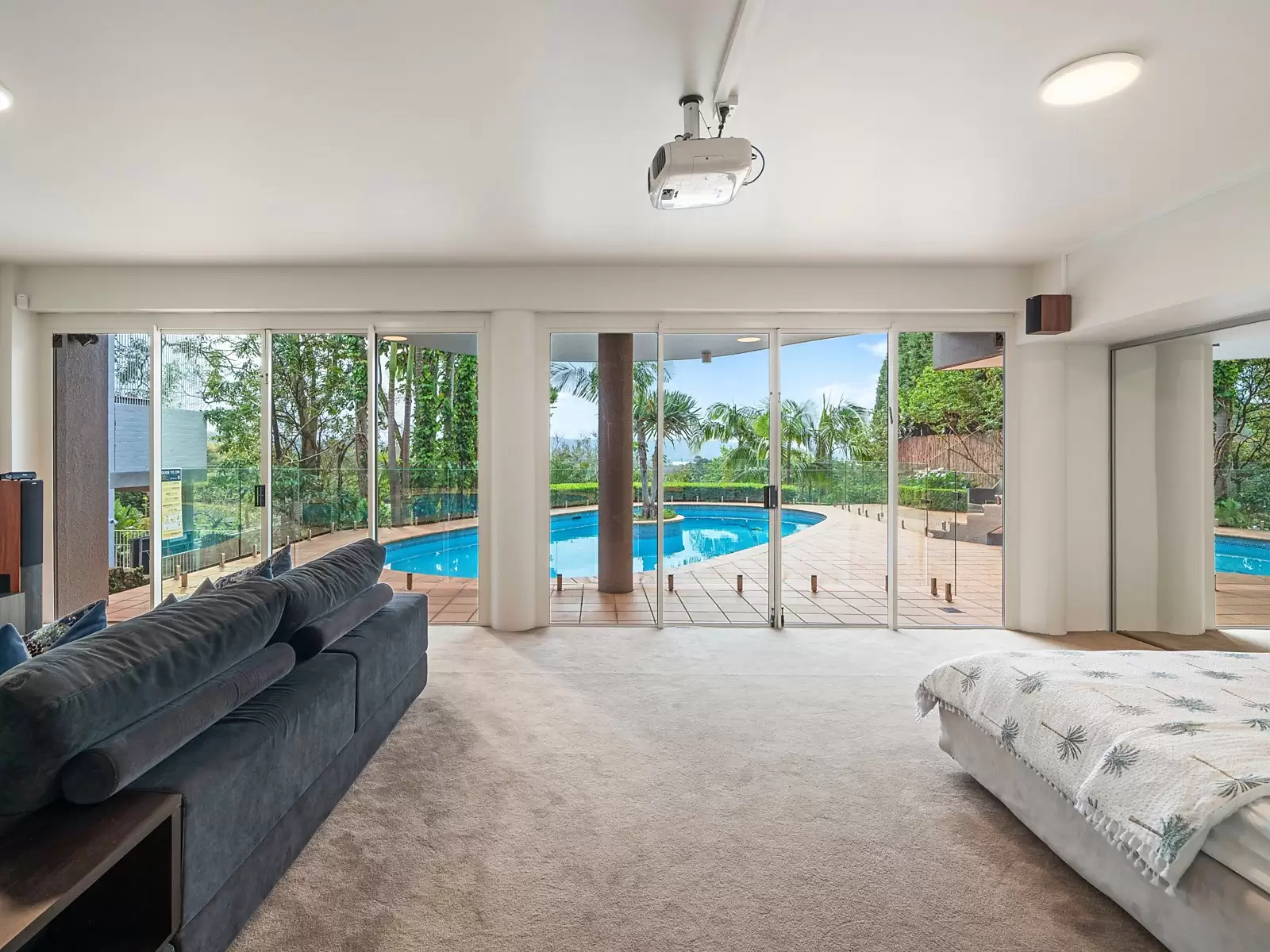 12 Burrabirra Avenue, Vaucluse Auction by Sydney Sotheby's International Realty - image 15