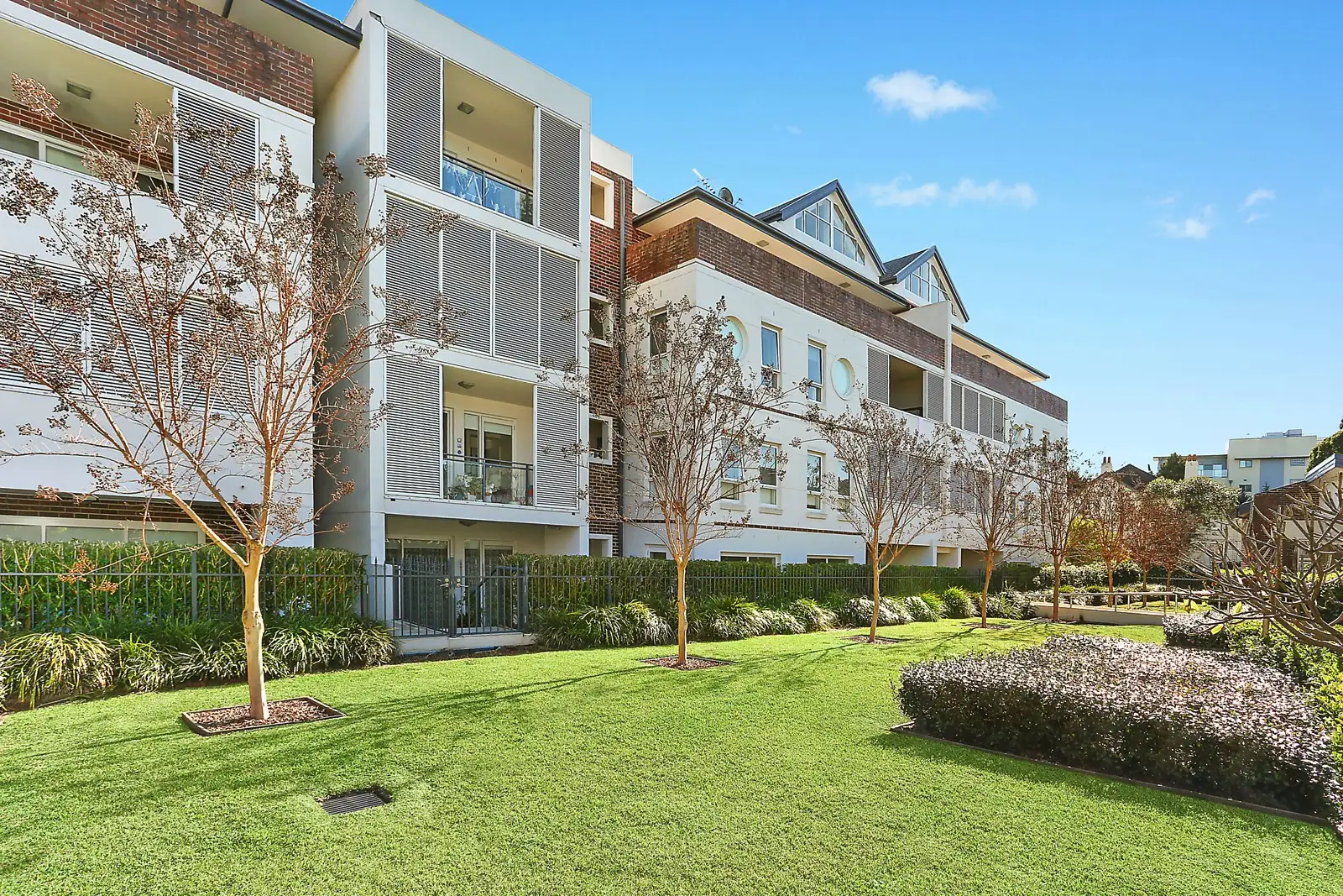104/657 Pacific Highway, Killara Sold by Sydney Sotheby's International Realty - image 2