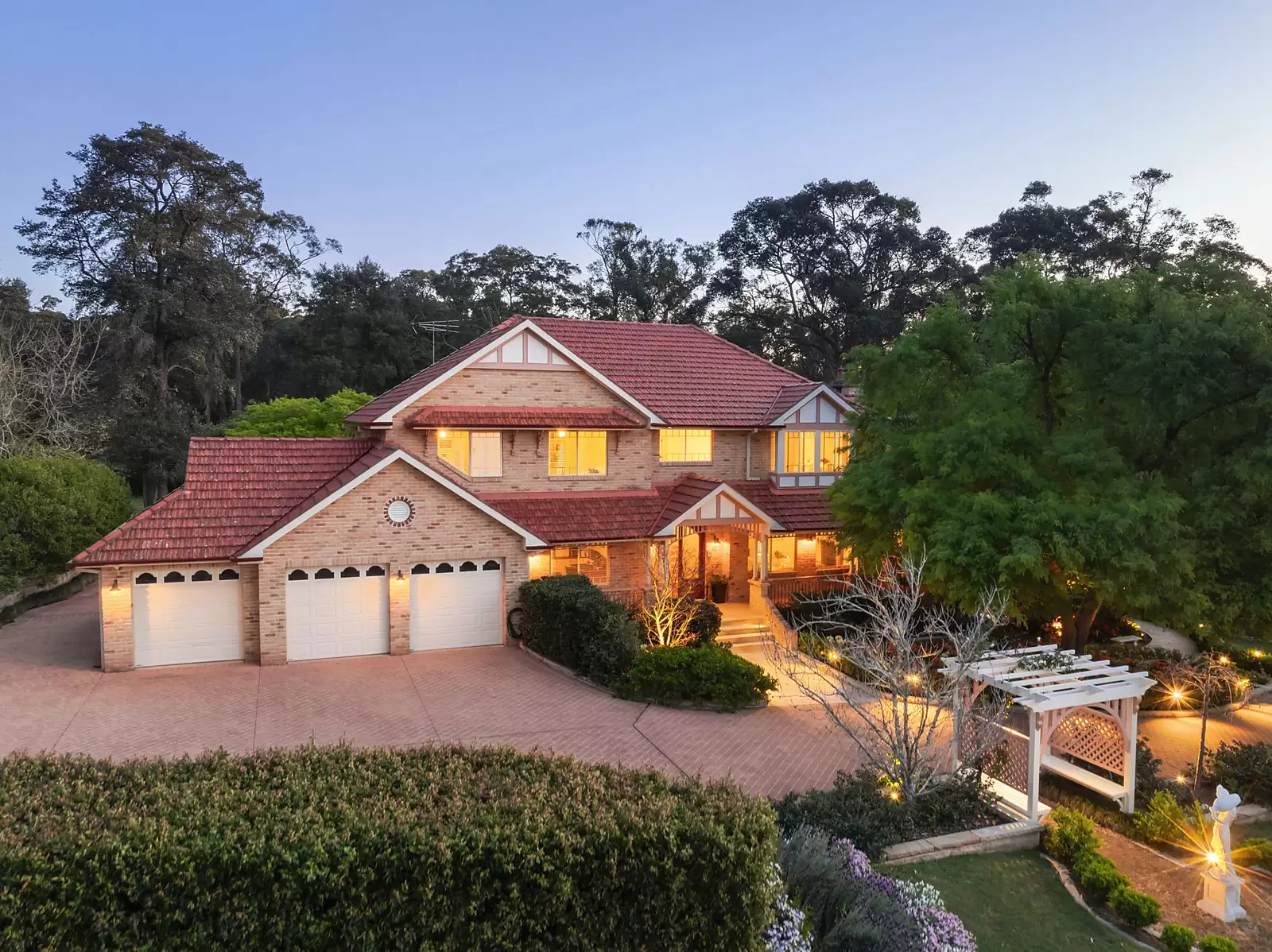 Kenthurst Sold by Sydney Sotheby's International Realty - image 1