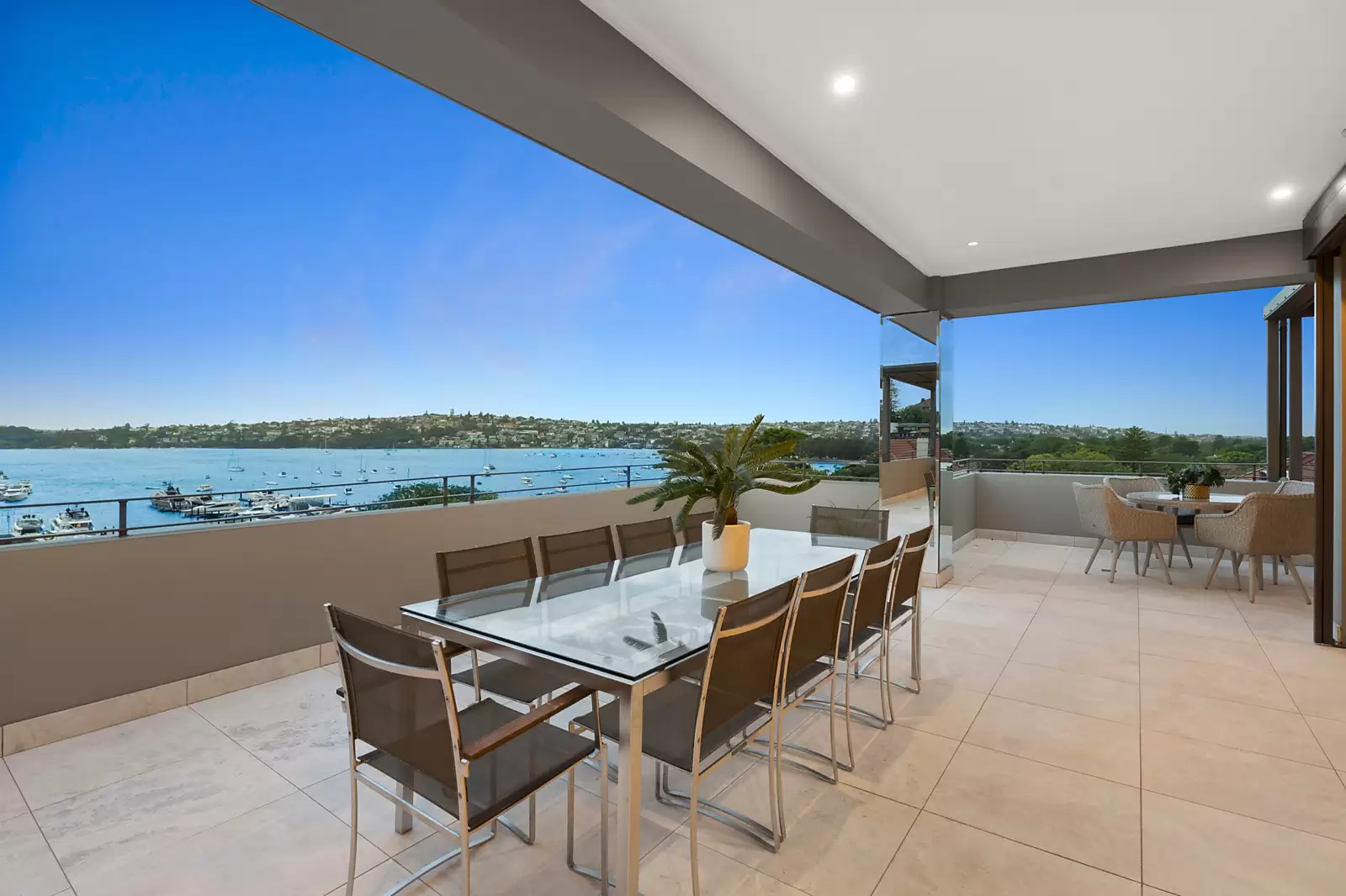 4/587 New South Head Road, Rose Bay Auction by Sydney Sotheby's International Realty - image 2