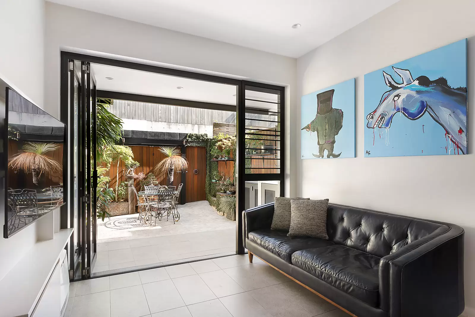 14 Gosbell Street, Paddington Sold by Sydney Sotheby's International Realty - image 2