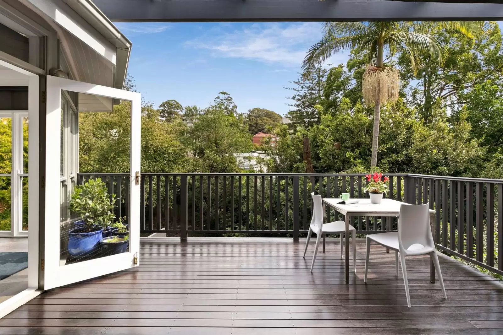 7 Russel Street, Woollahra Leased by Sydney Sotheby's International Realty - image 2