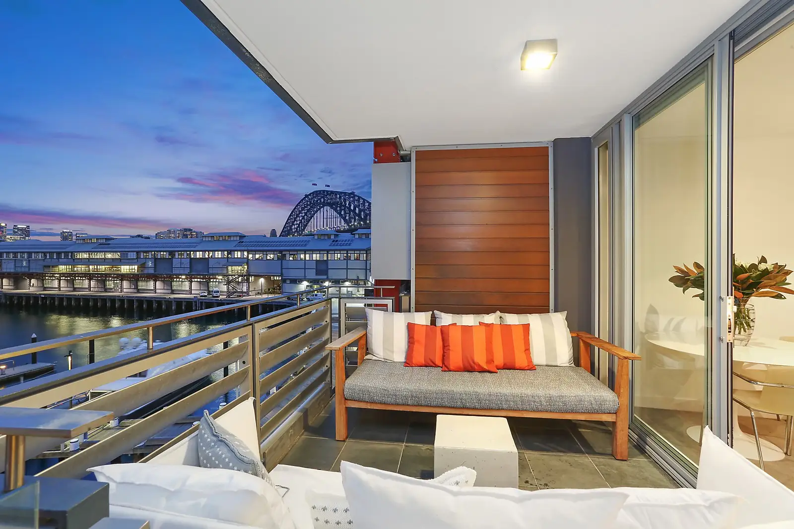 406/17 Hickson Road, Walsh Bay Sold by Sydney Sotheby's International Realty - image 1
