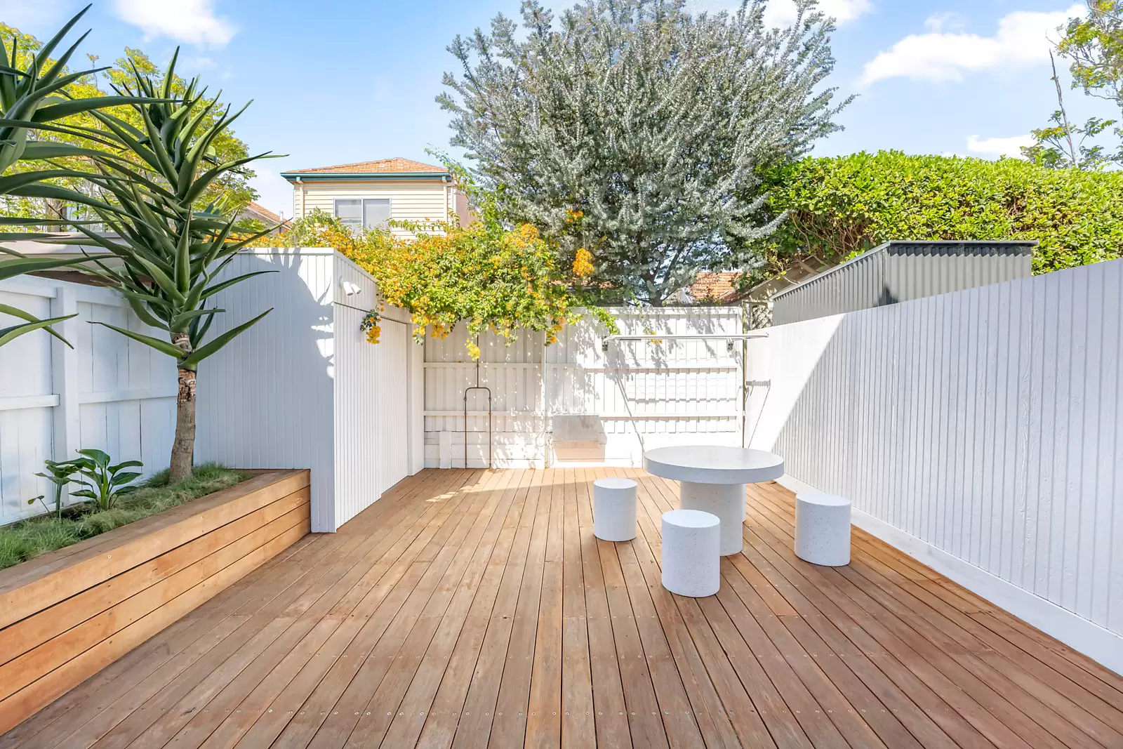 20 Midelton Avenue, North Bondi Auction by Sydney Sotheby's International Realty - image 3