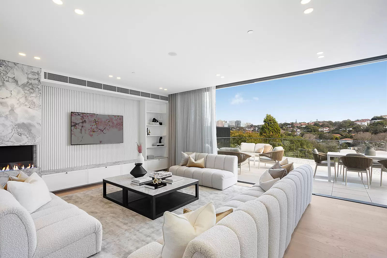 Penthouse/142c Bellevue Road, Bellevue Hill Auction by Sydney Sotheby's International Realty - image 2