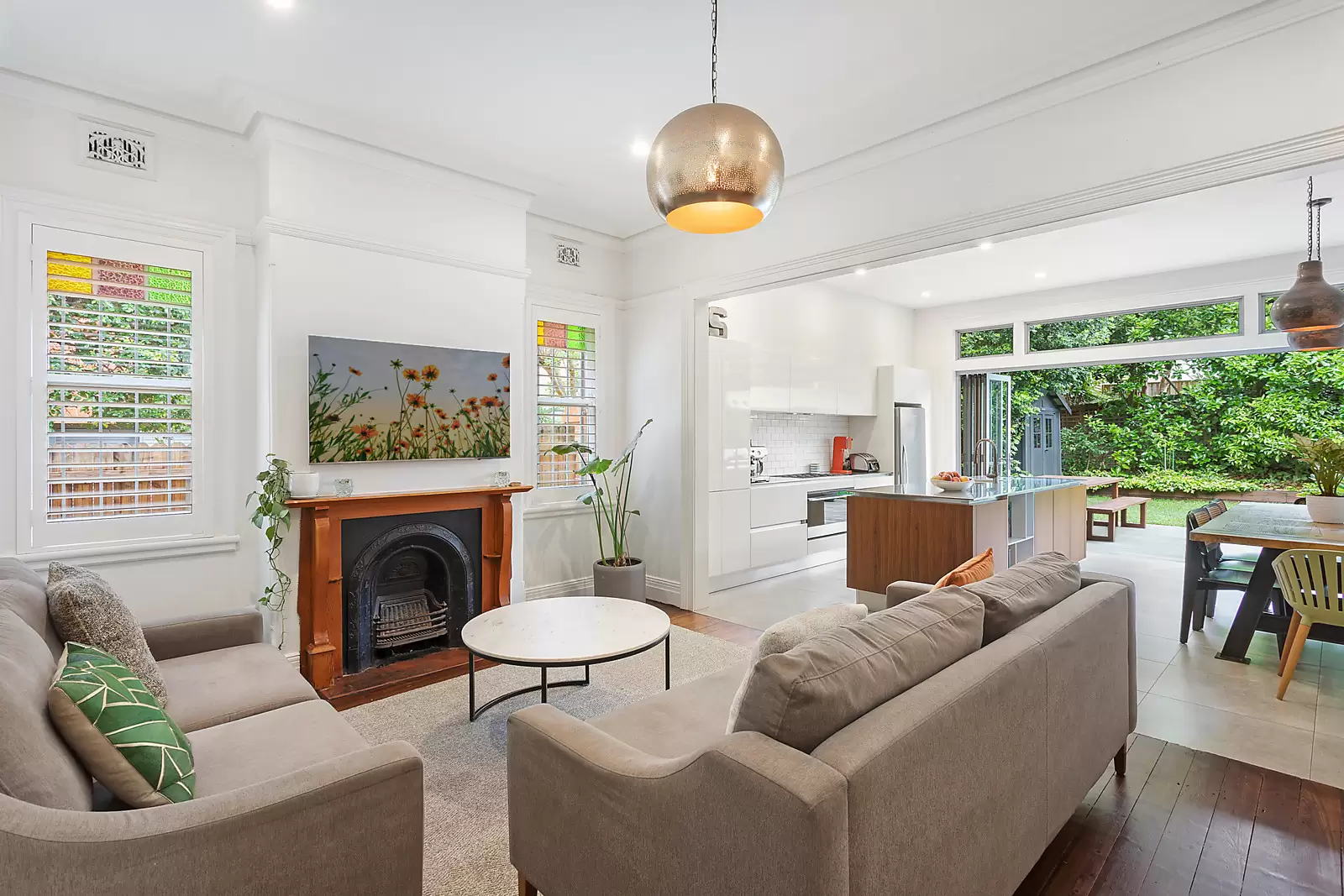 67 Market Street, Randwick Auction by Sydney Sotheby's International Realty - image 1