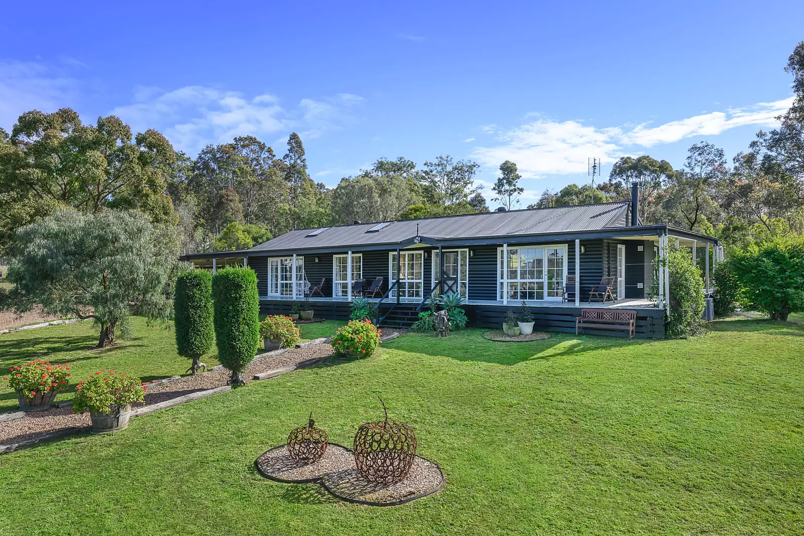 447 Old North Road, Pokolbin For Sale by Sydney Sotheby's International Realty - image 3