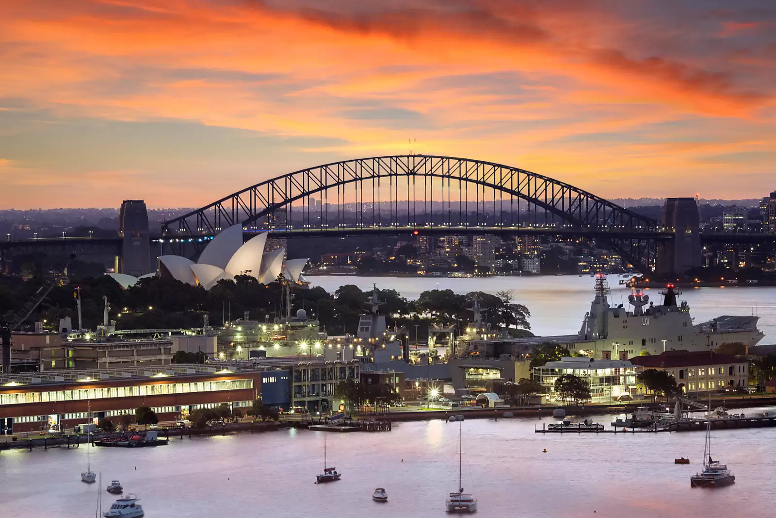 8/60 Darling Point Road, Darling Point Auction by Sydney Sotheby's International Realty - image 1