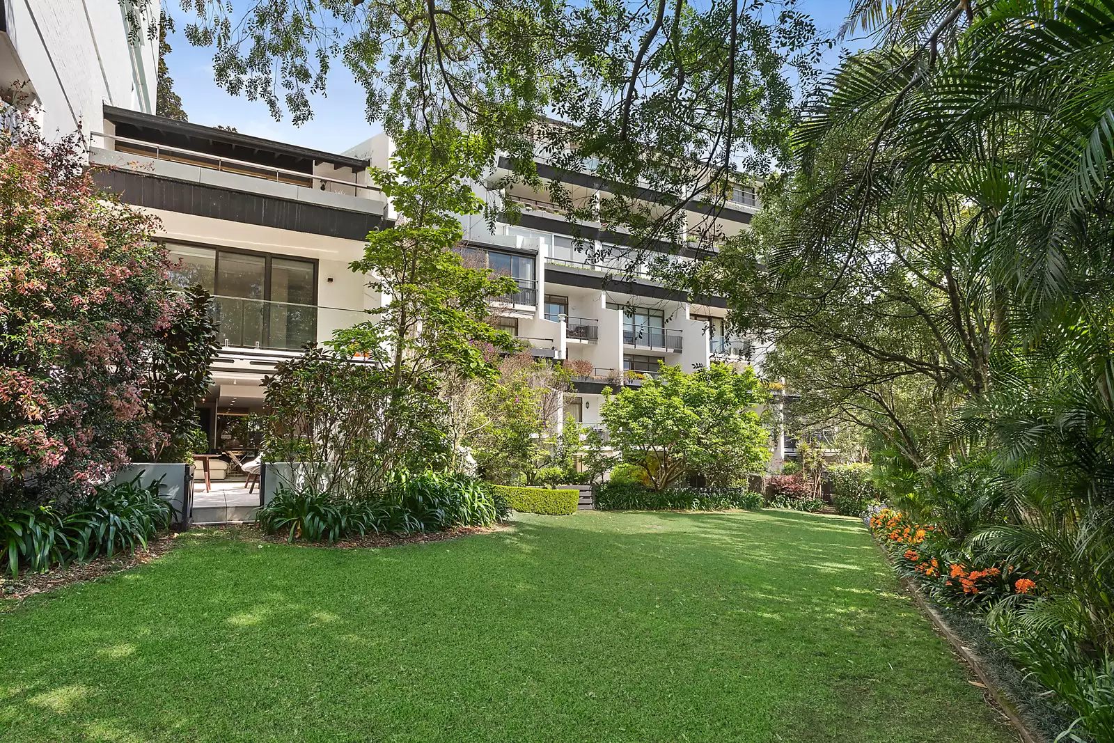 10/16-18 Rosemont Avenue, Woollahra Sold by Sydney Sotheby's International Realty - image 10