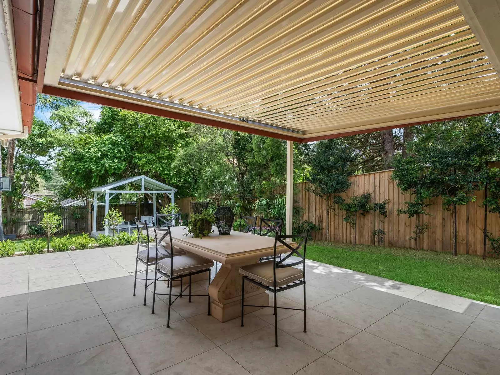 44 Unwin Road, Wahroonga Auction by Sydney Sotheby's International Realty - image 7