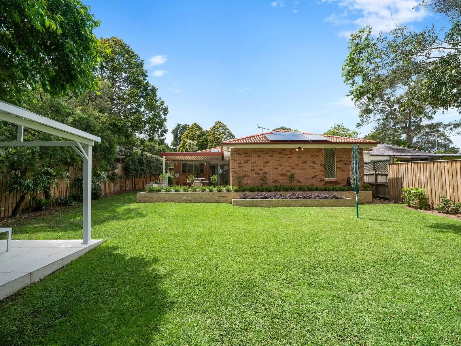 44 Unwin Road, Wahroonga Auction by Sydney Sotheby's International Realty - image 9