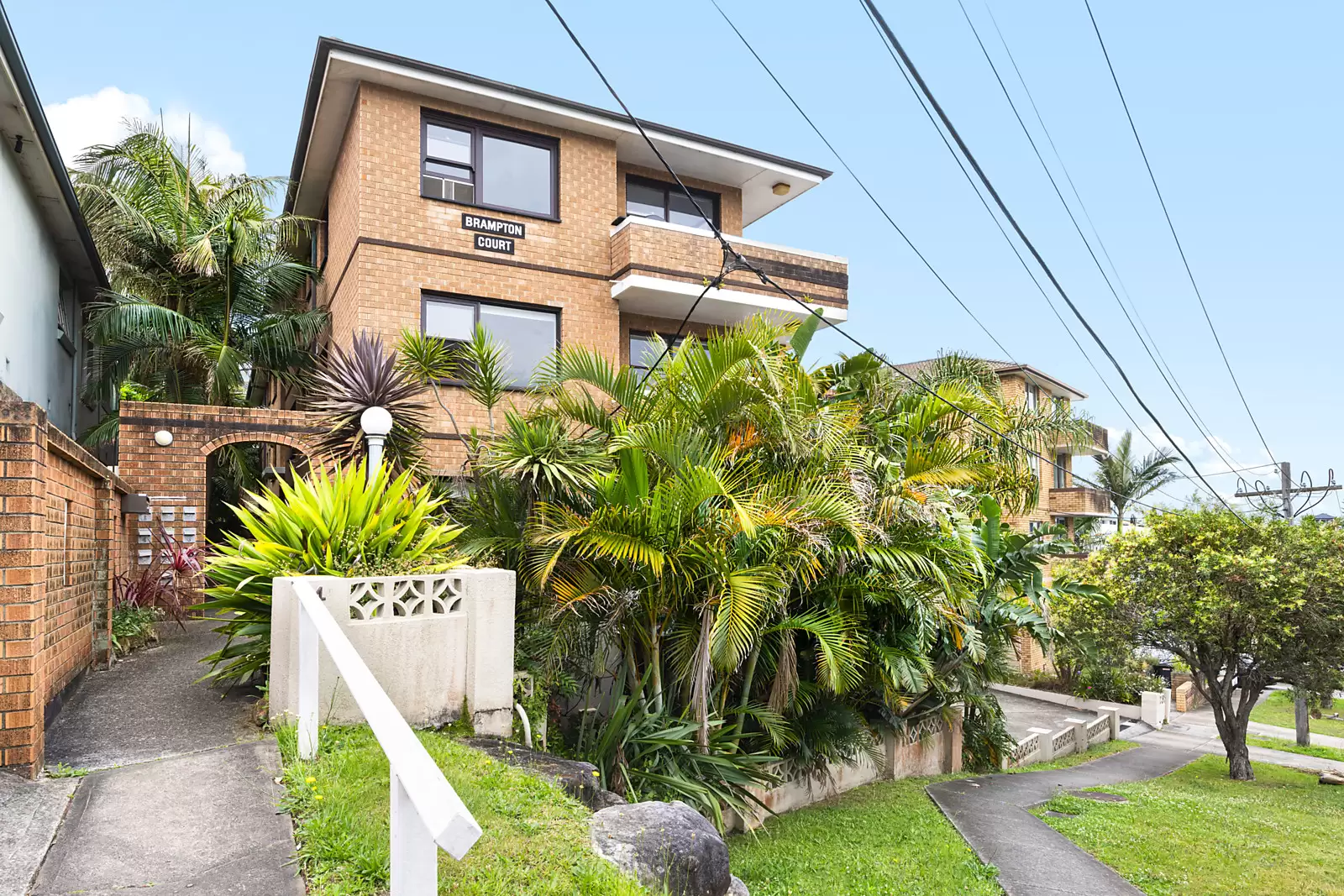 5/4 Second Avenue, Maroubra Sold by Sydney Sotheby's International Realty - image 2