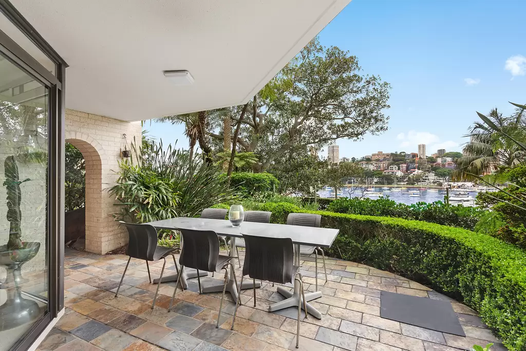 19/93 Elizabeth Bay Road, Elizabeth Bay Auction by Sydney Sotheby's International Realty