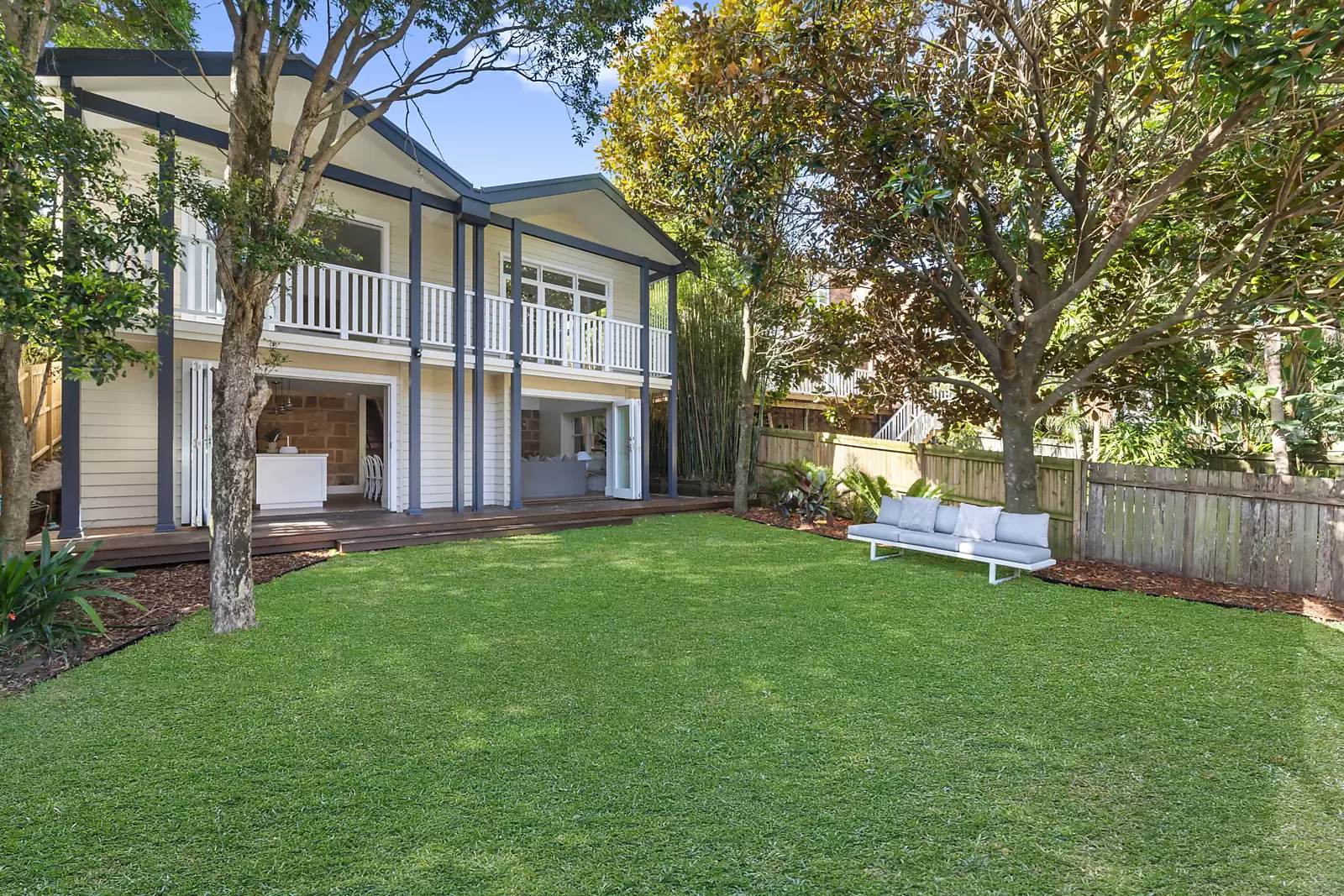 7 Napper Street, South Coogee Auction by Sydney Sotheby's International Realty - image 3