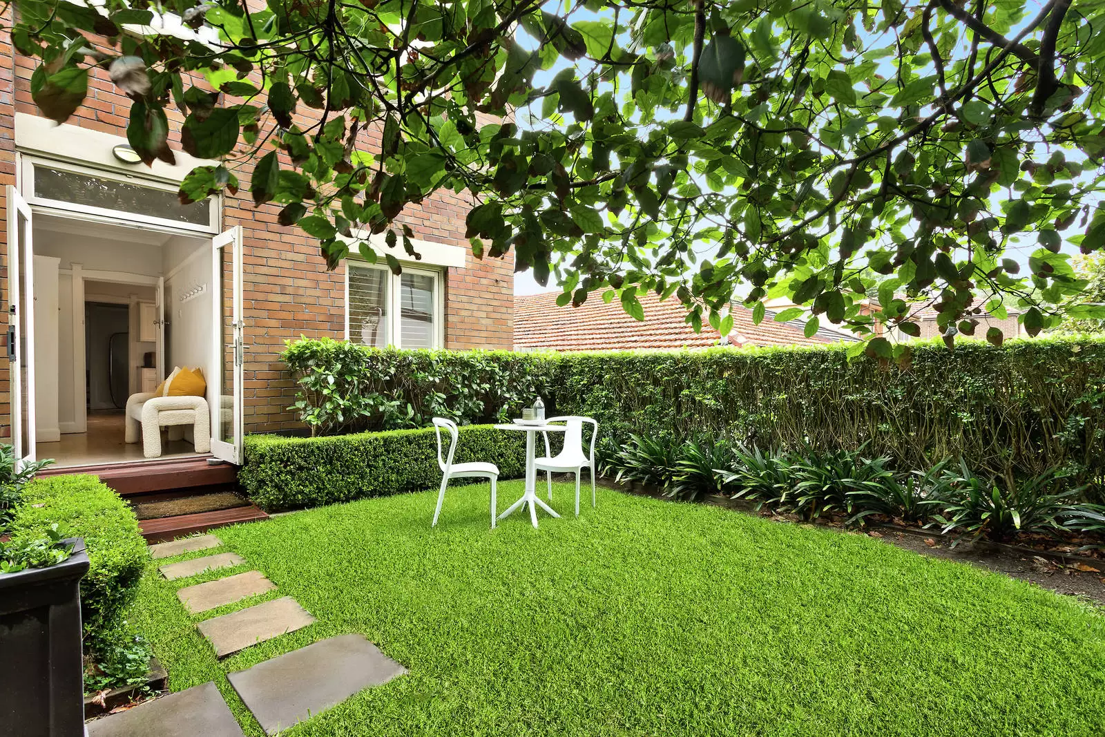 2/24 Marcel Avenue, Randwick Auction by Sydney Sotheby's International Realty - image 2