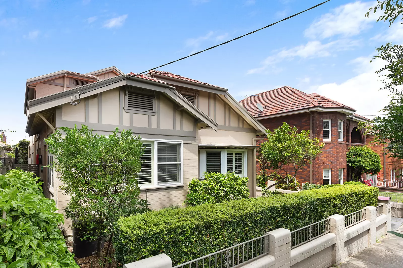 25 Moira Crescent, Coogee Auction by Sydney Sotheby's International Realty - image 1