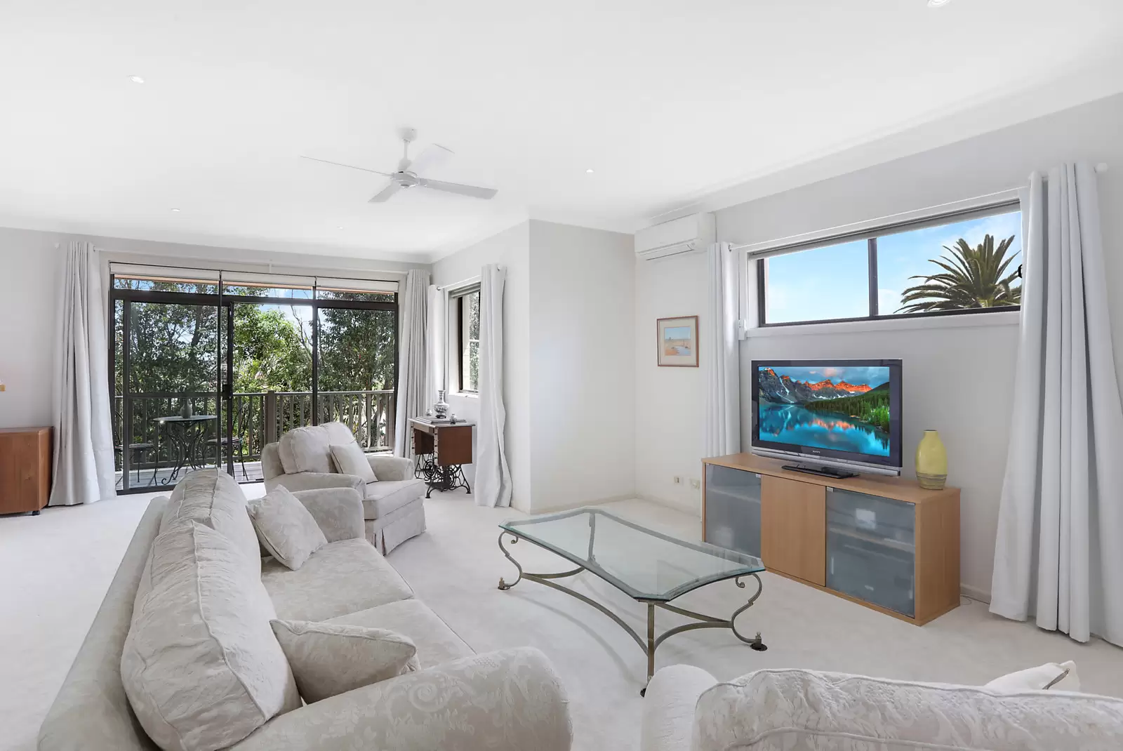 25 Moira Crescent, Coogee Auction by Sydney Sotheby's International Realty - image 6