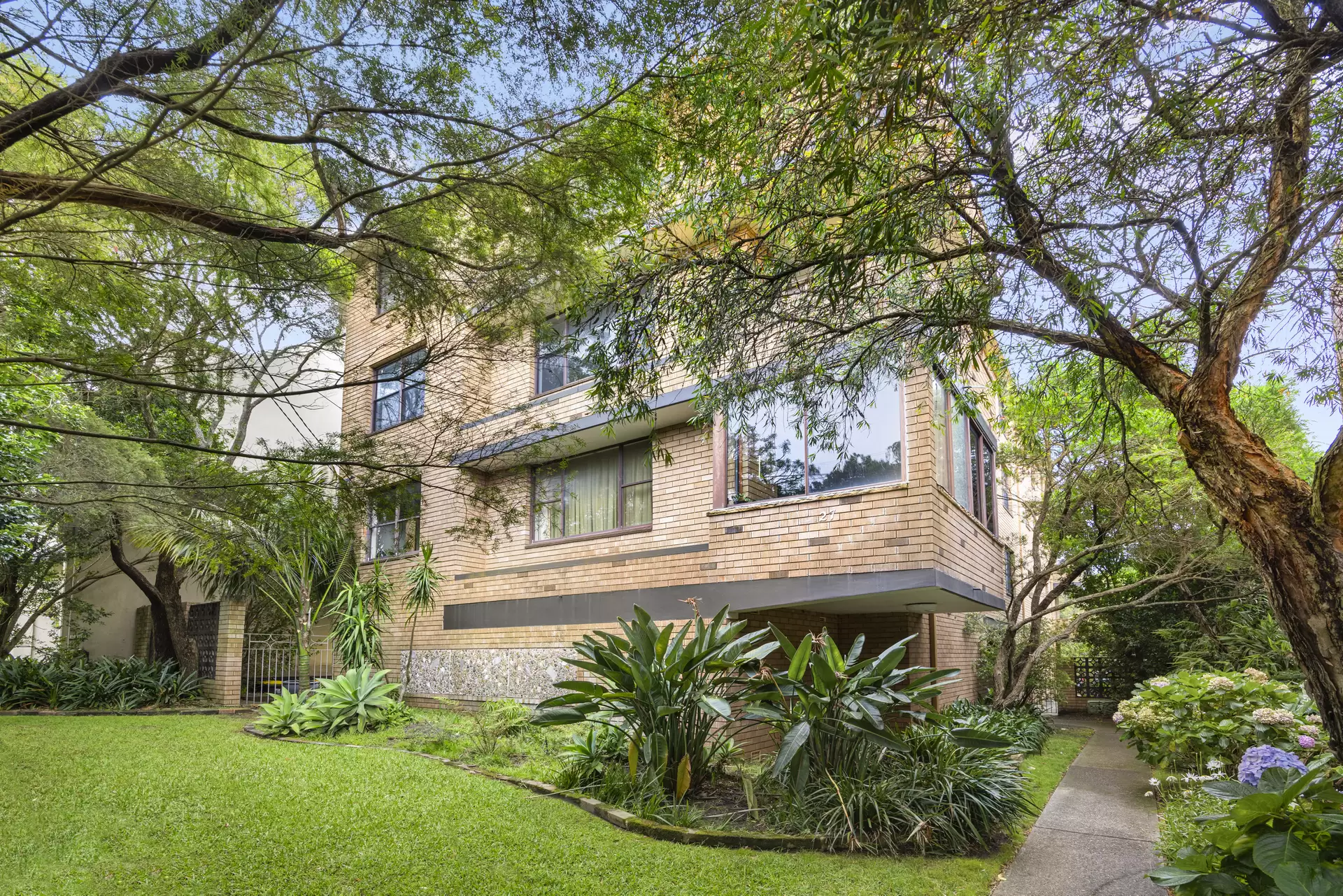 4/25-27 Frenchmans Road, Randwick Auction by Sydney Sotheby's International Realty - image 1