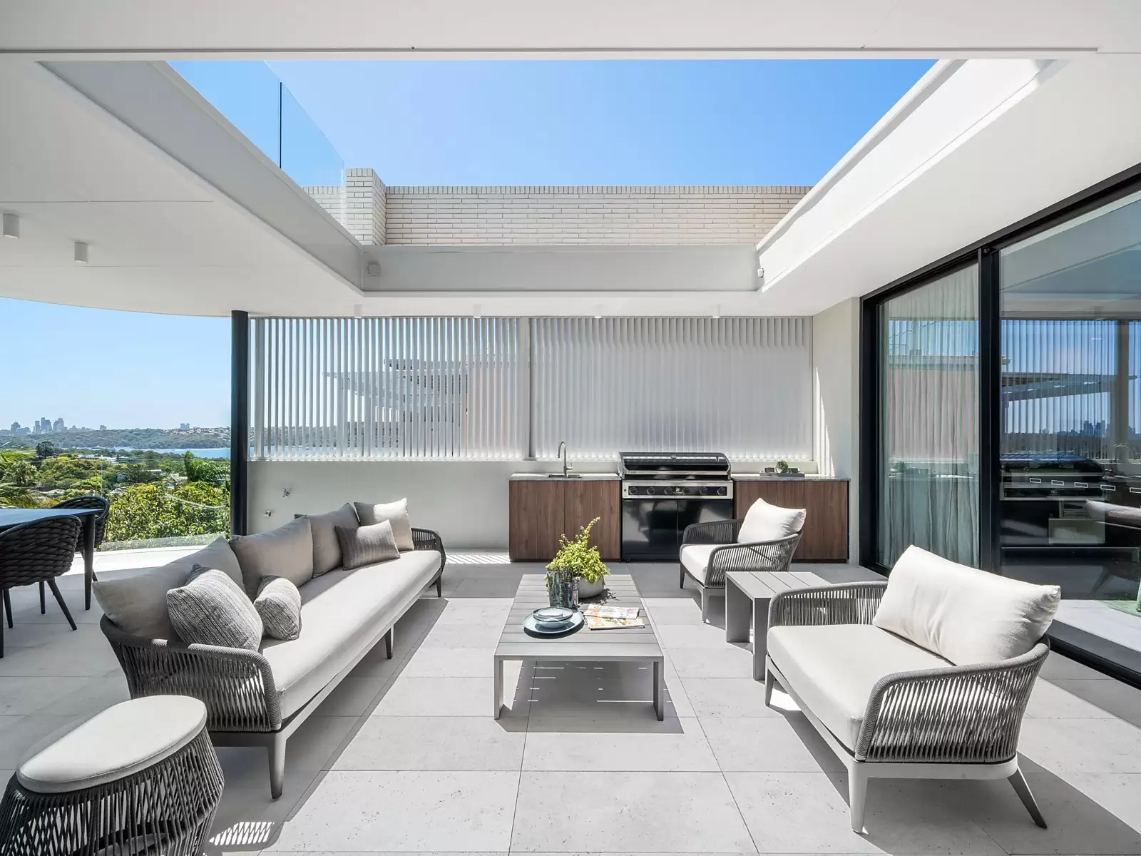 48 Village High Road, Vaucluse Auction by Sydney Sotheby's International Realty - image 11