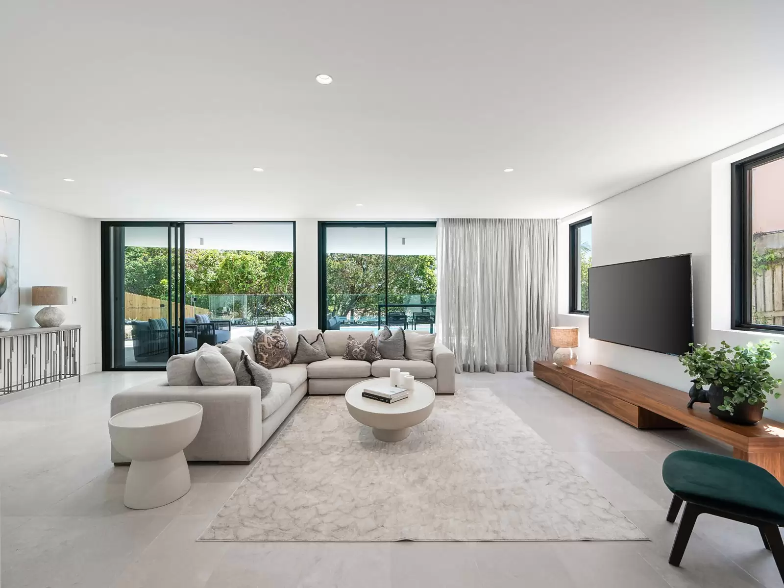 48 Village High Road, Vaucluse Auction by Sydney Sotheby's International Realty - image 20