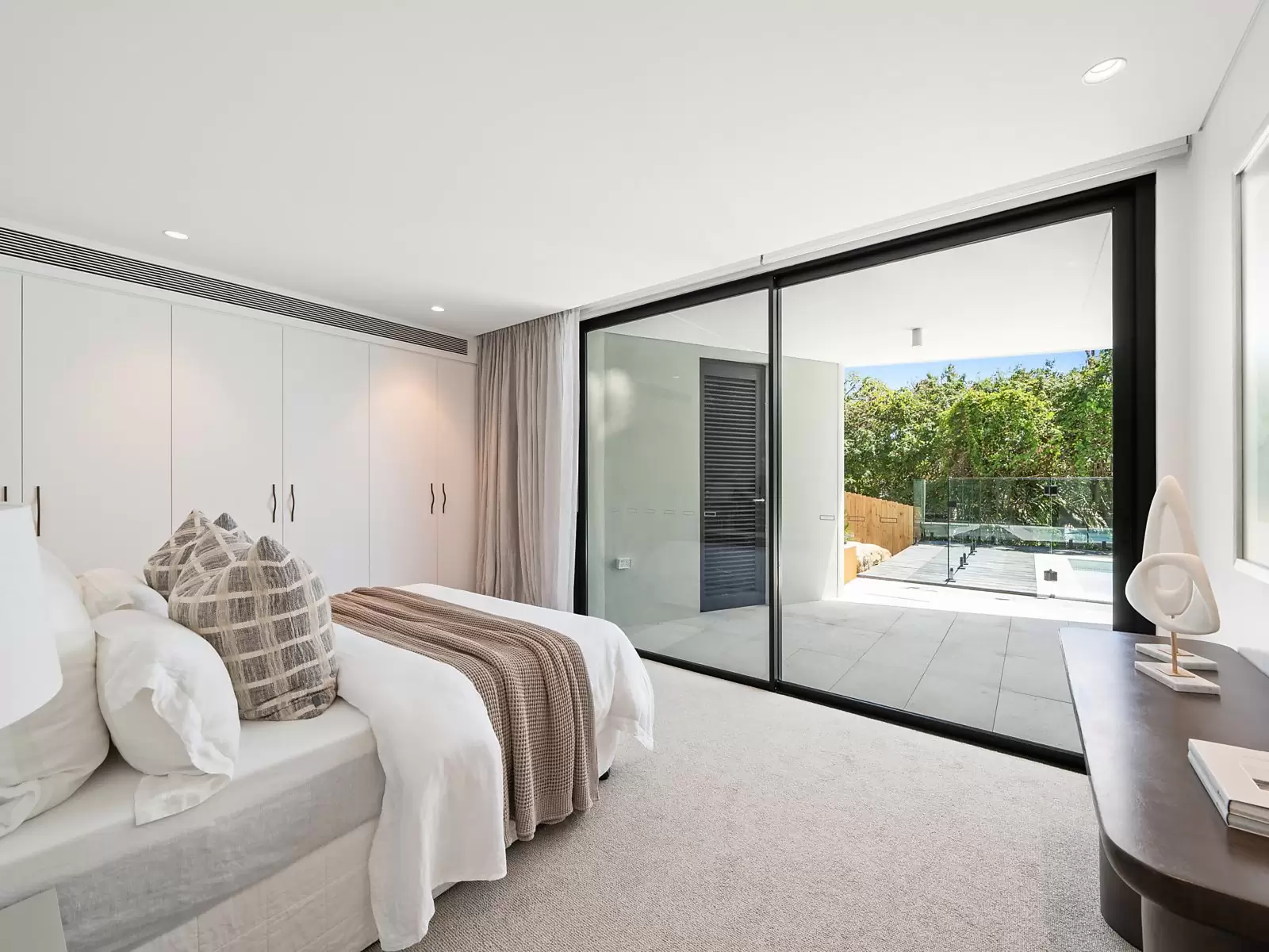 48 Village High Road, Vaucluse Auction by Sydney Sotheby's International Realty - image 25