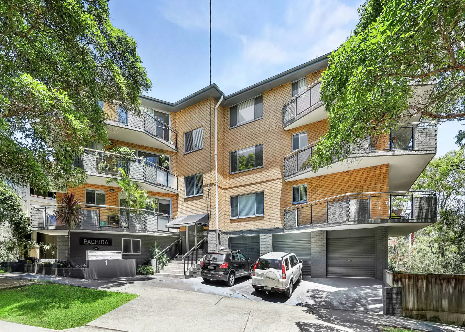 4/1 Frances Street, Randwick Auction by Sydney Sotheby's International Realty - image 2