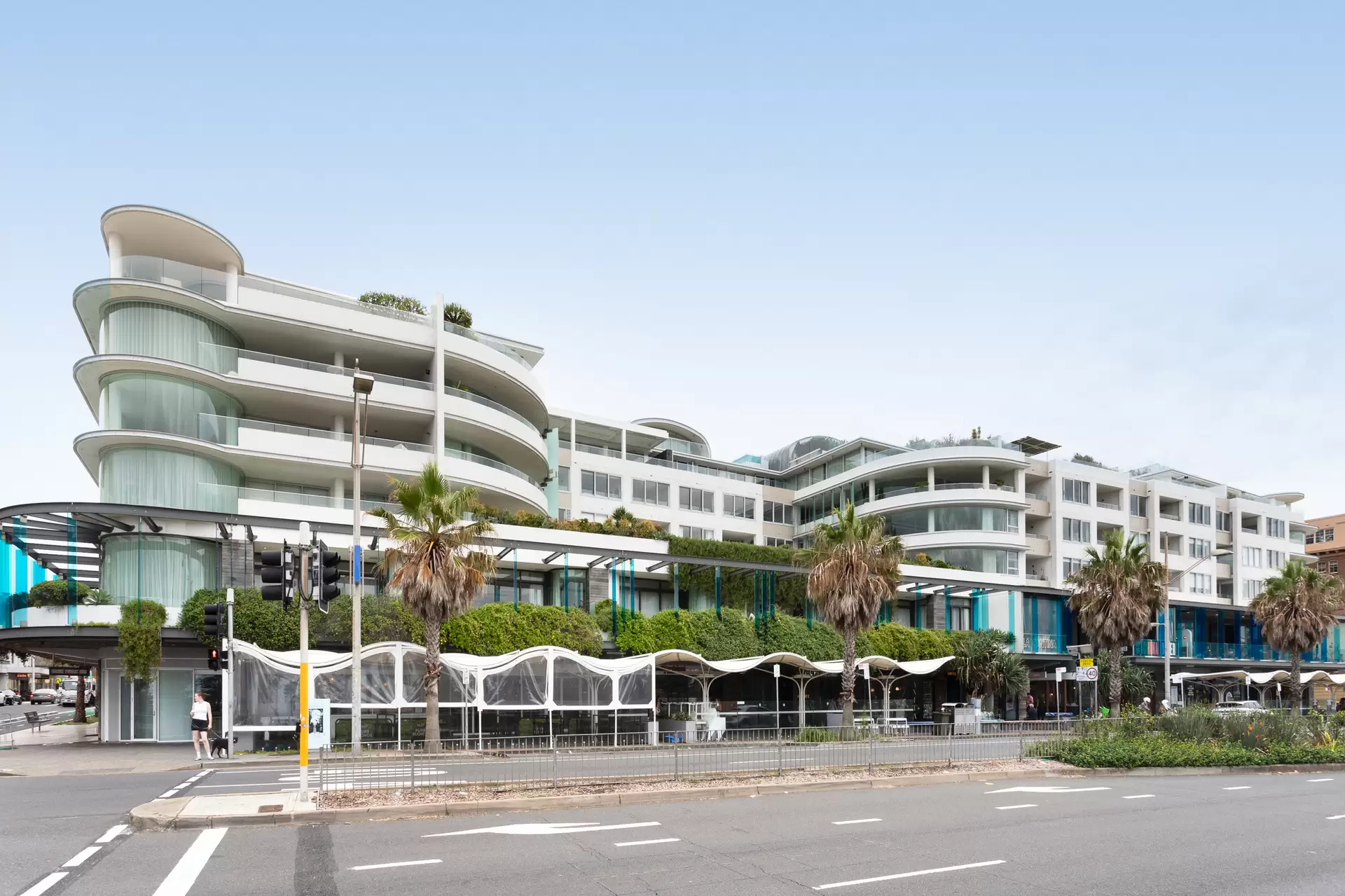 109/180-186 Campbell Parade, Bondi Beach Auction by Sydney Sotheby's International Realty - image 1