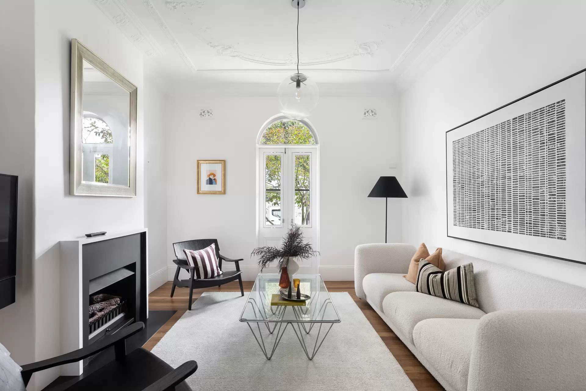 91 John Street, Woollahra Auction by Sydney Sotheby's International Realty - image 1